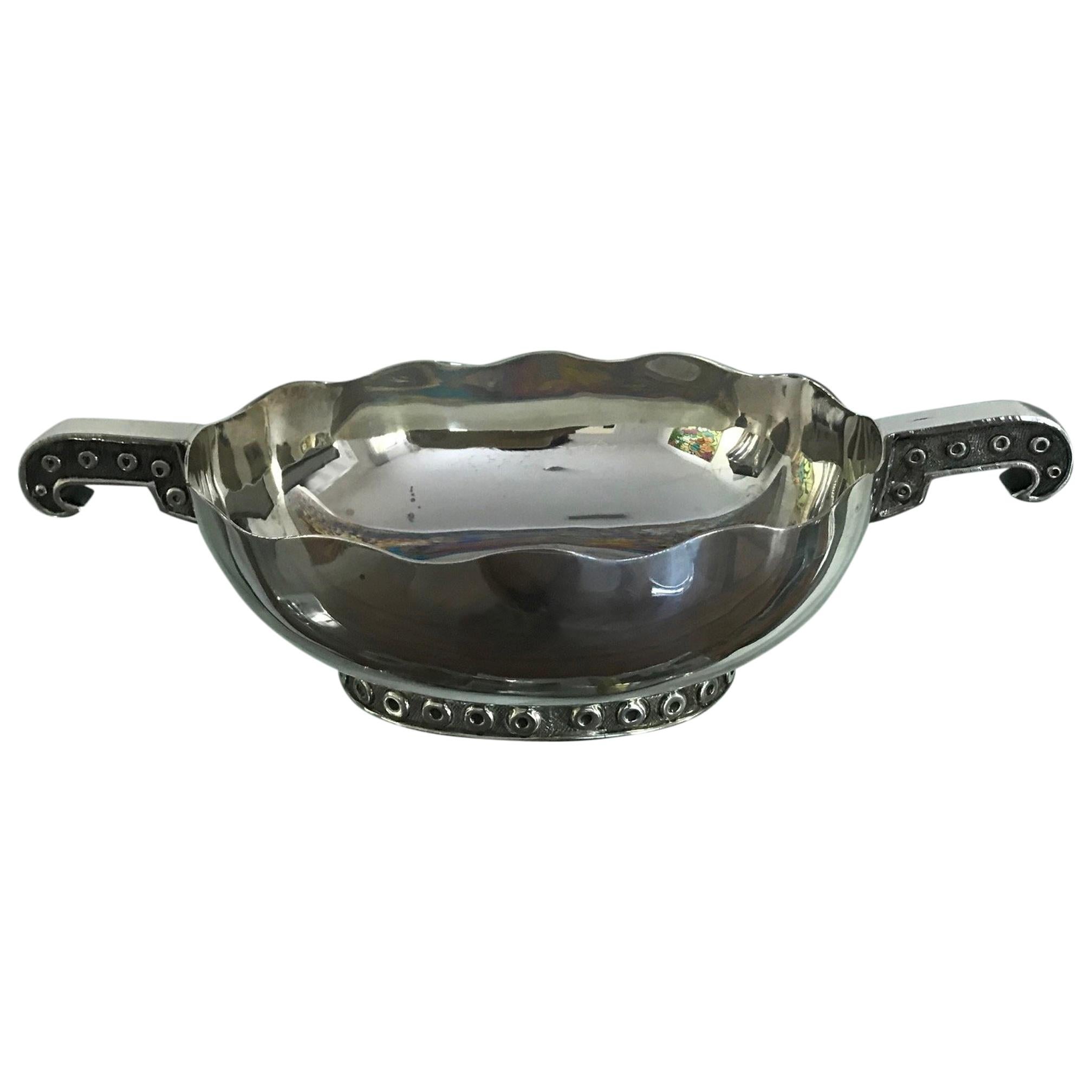 Sterling Silver Dish with Handles by Tane Orfebres For Sale