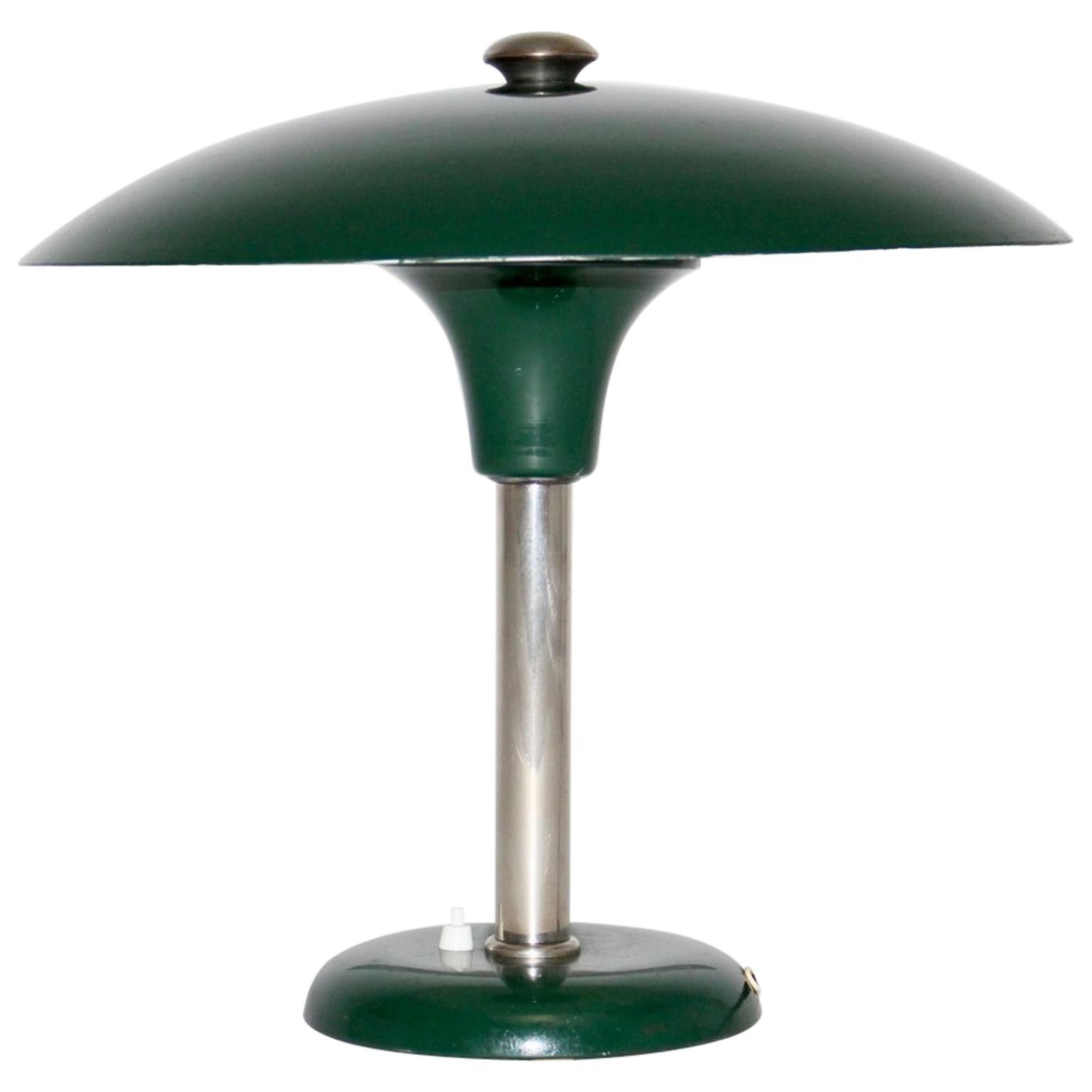 Grüne Bauhaus Art Deco Vintage-Tischlampe aus Metall von Max Schumacher, 1934, Deutschland