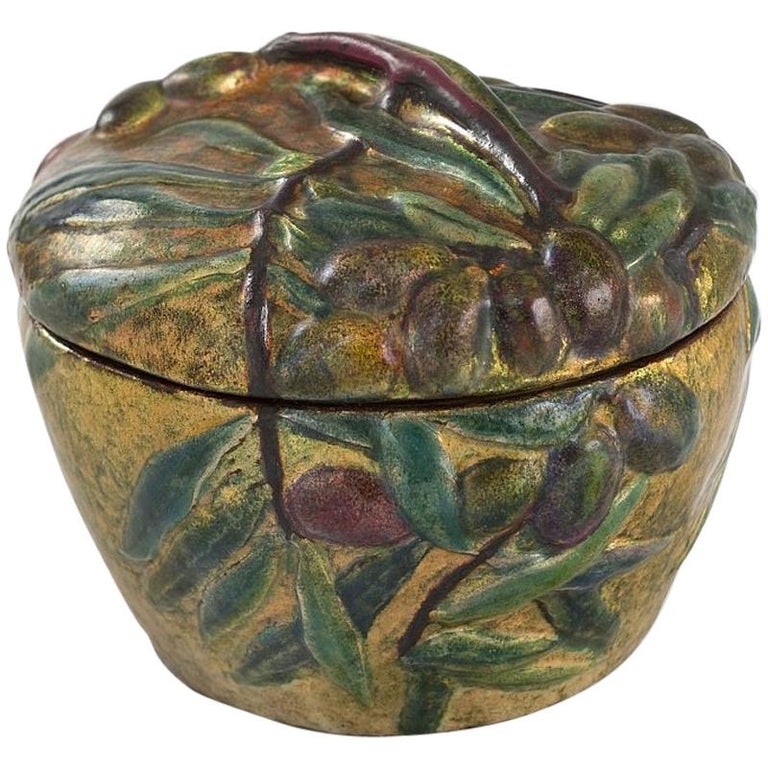  Tiffany Studios New York Enameled Copper "Olive" Covered Box  For Sale