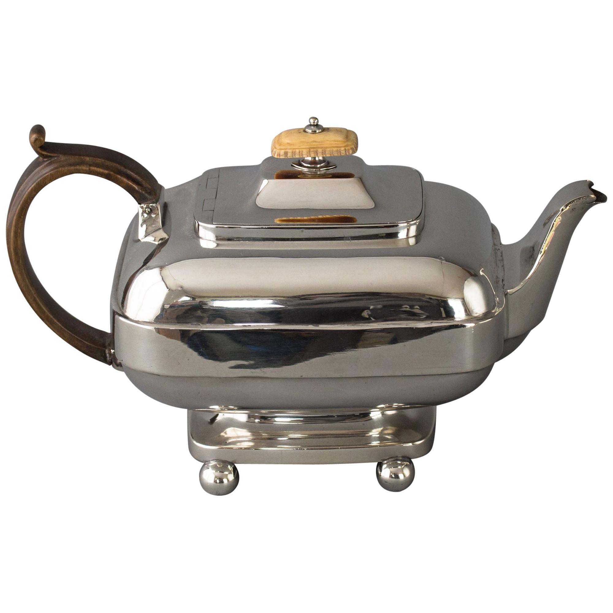York Silver Teapot, Barber & Whitwell, York, 1815