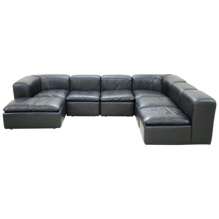 Model Wk 550 Vintage Leather Sofa Black, Stacey Leather Modular Sectional Sofa