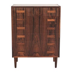 Mid-Century Modern Commodes and Chests of Drawers