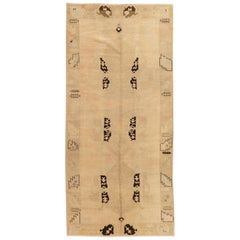 Tapis Khotan vintage du milieu du XXe siècle