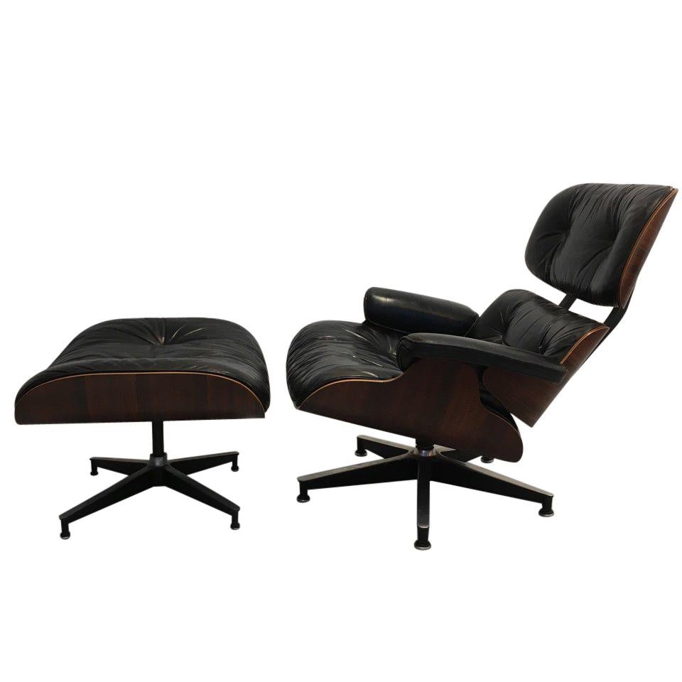 Eames "Lounge Chair" Produced by Herman Miller from 1975 in Rio Rosewood