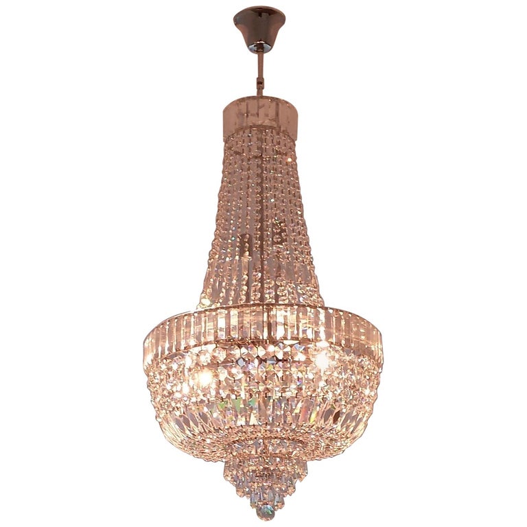 Art-Déco-Kristall-Kronleuchter Empire Sac a Pearl, Palace-Lampe, Chrom im  Angebot bei 1stDibs