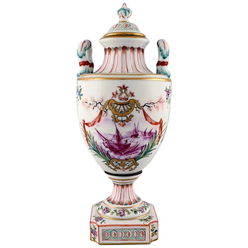 Antique Lidded Vase of Porcelain in Overglaze, Classic Style, Late 1800s For Sale at 1stDibs