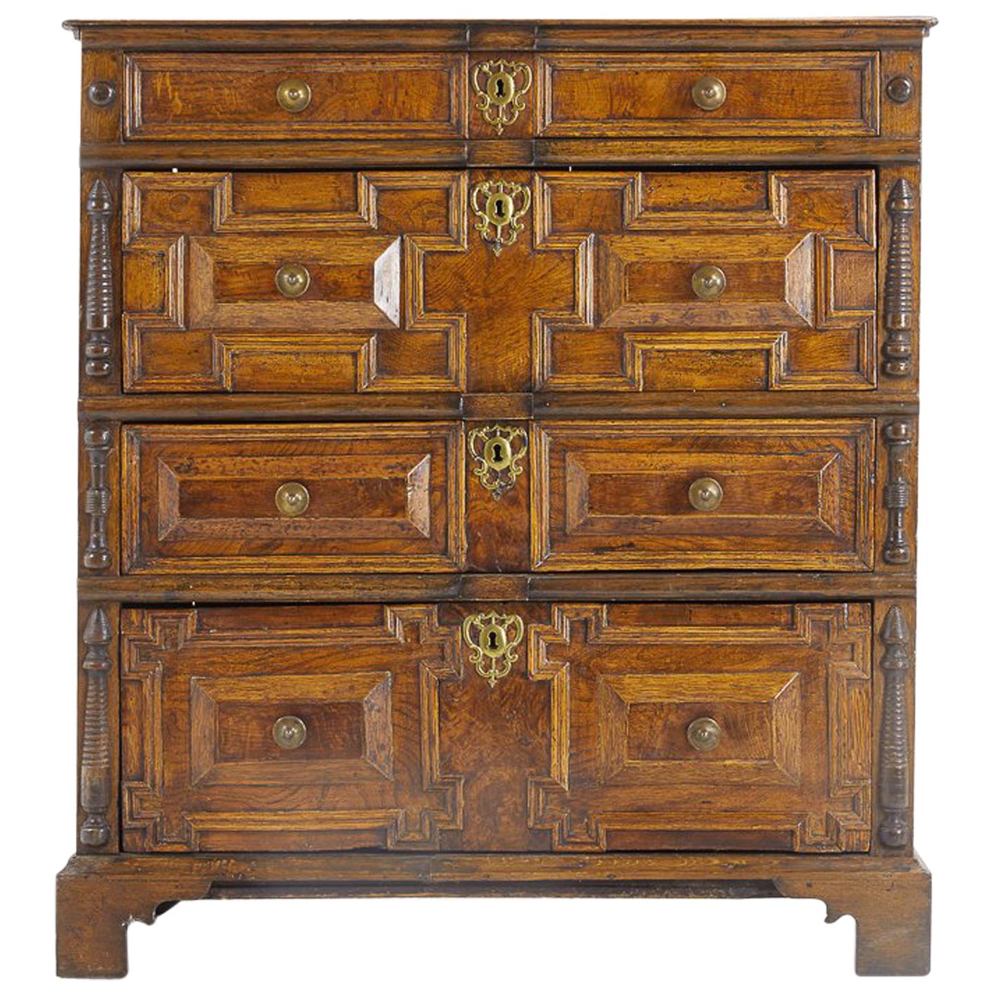19th Century Oak Chest of Drawers For Sale