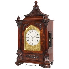 Reloj de mesa musical georgiano tardío de caoba