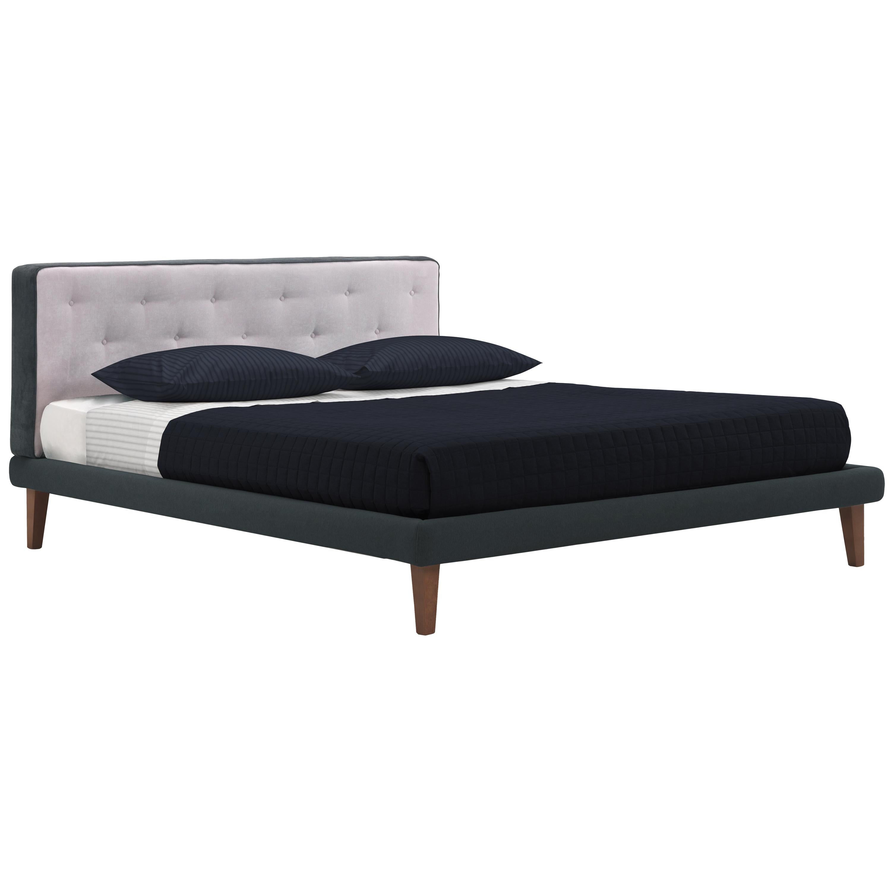 'SEMPIONE' King Size Bed with Bi-Color Buttoned Headboard and Upholstered Frame For Sale