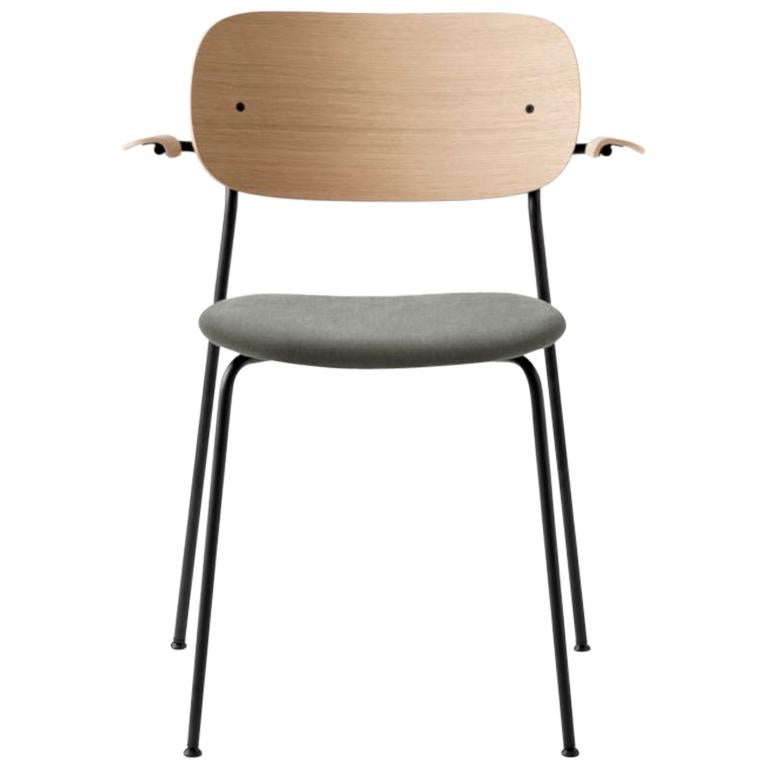 Co Chair, Wood Seat with Armrest, Natural Oak Seat 'Grey 130' /Black Legs
