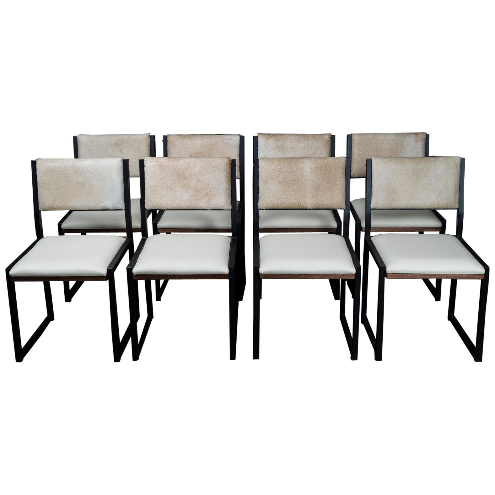 8x chaises d'appoint modernes Shaker d'Ambrozia, noyer, acier noir, cuir et peau de vache en vente