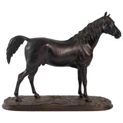 Sculpture de cheval en bronze patiné:: début du 20e siècle:: signée P.J.Mene