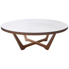 Table basse moderne Rise en érable blanchi avec base sculptée