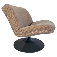 Mid-Century Modern Pair of Swivel Slipper Chairs for Artifort of Netherlands