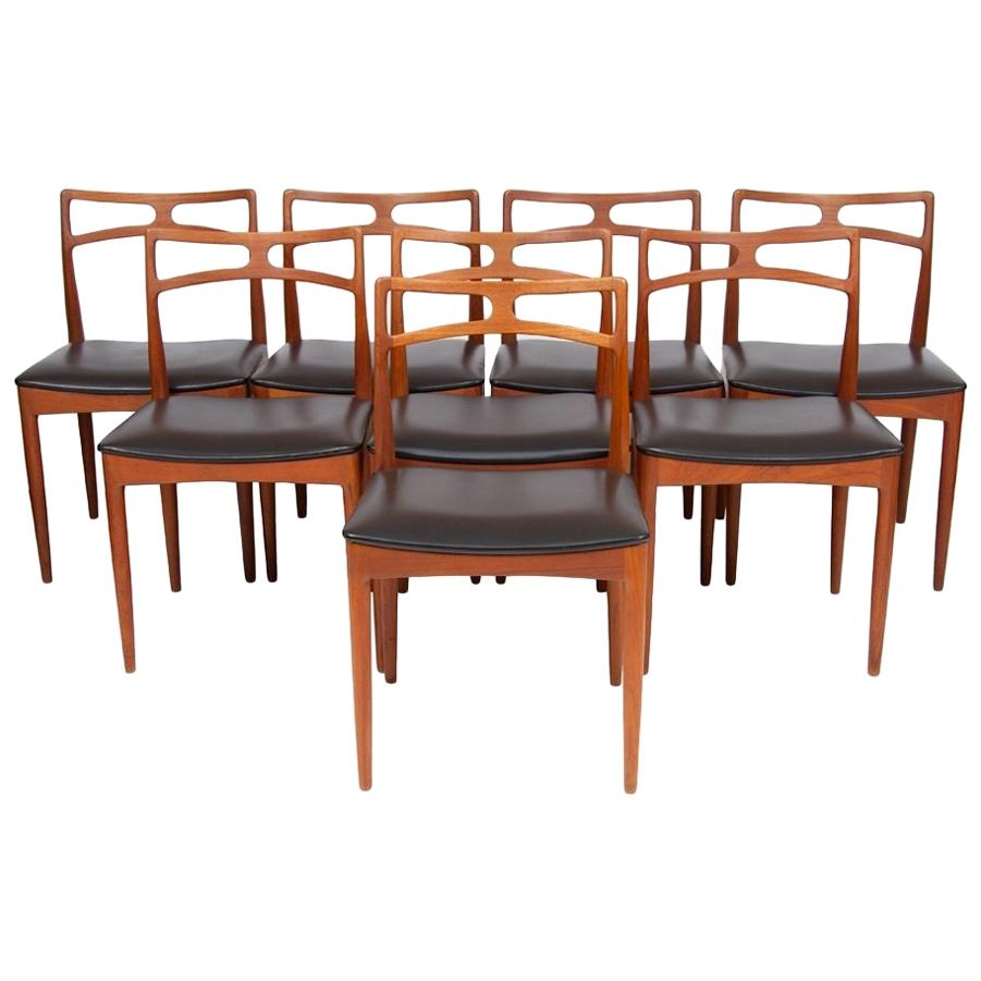 1960s Set of 8 Teak Johannes Andersen Model 94 Dining Chairs Christian Linneberg