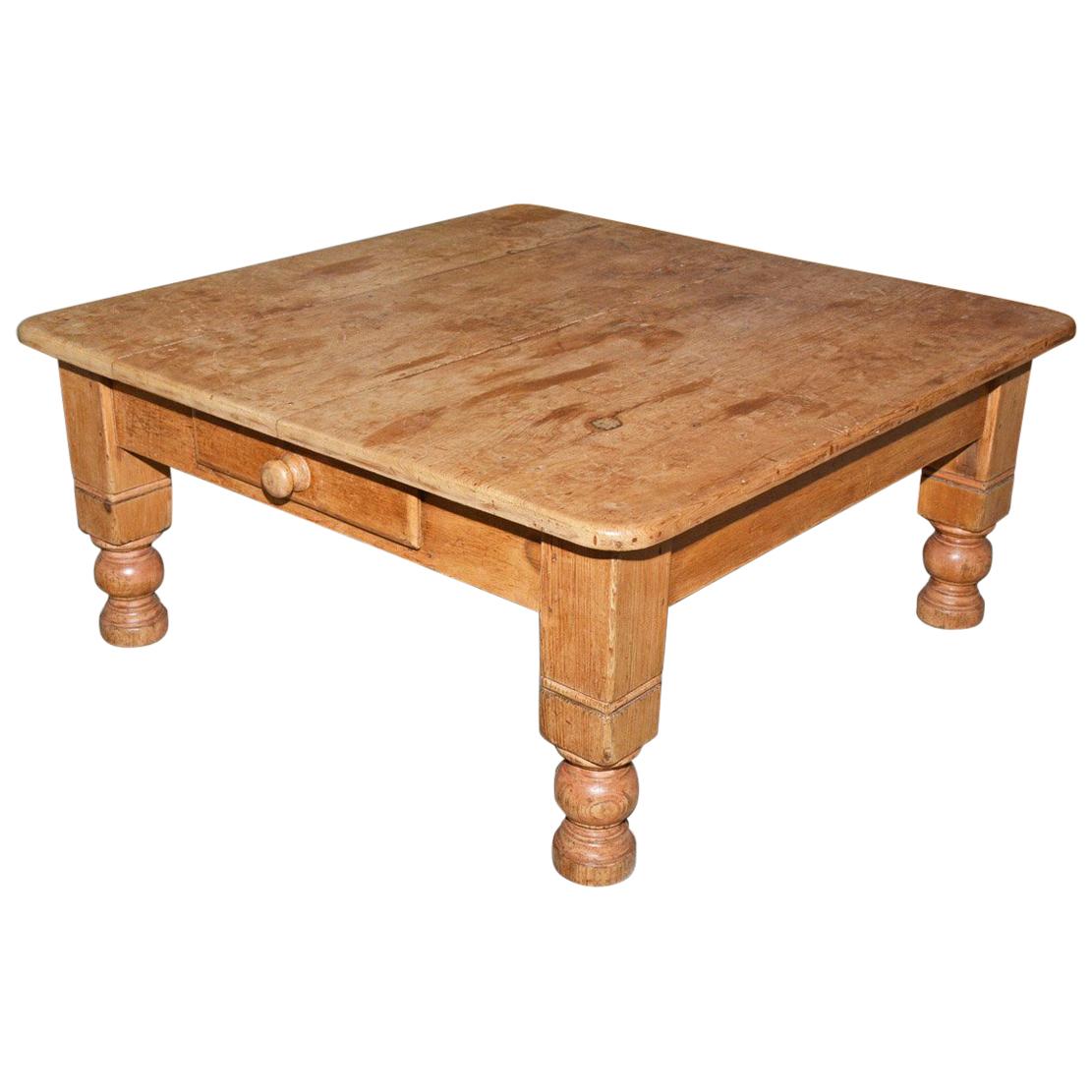 Country-Style Plank Top Pine Coffee Table