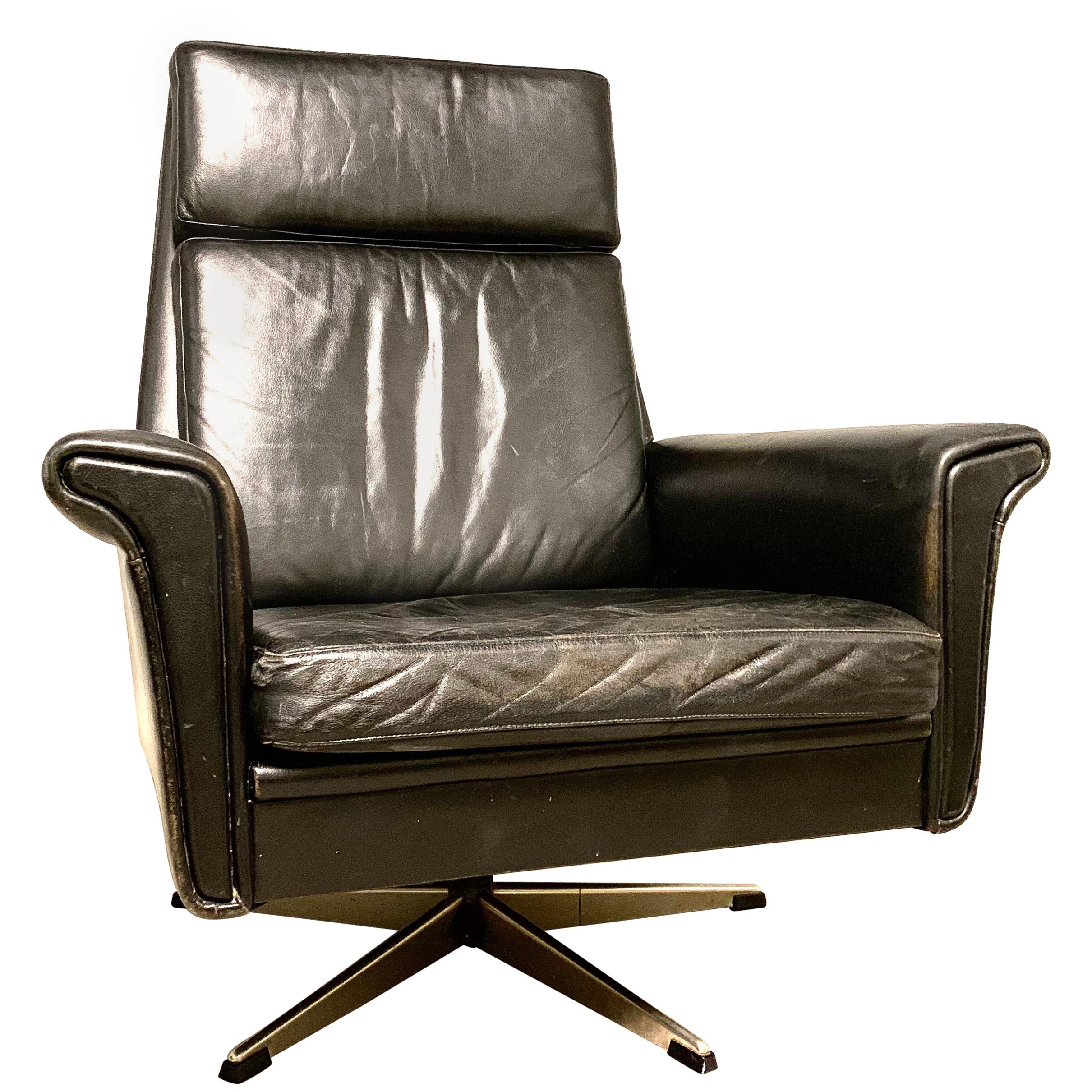 Georg Thams Danish High Back Swivel Lounge Chair in Black Leather