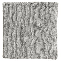 Tapis en soie de bambou massif texturé, tissé à la main, gris clair et gris argenté, à coupe en boucle