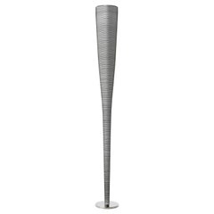 Lampada da terra Foscarini Mite in nero di Marc Sadler