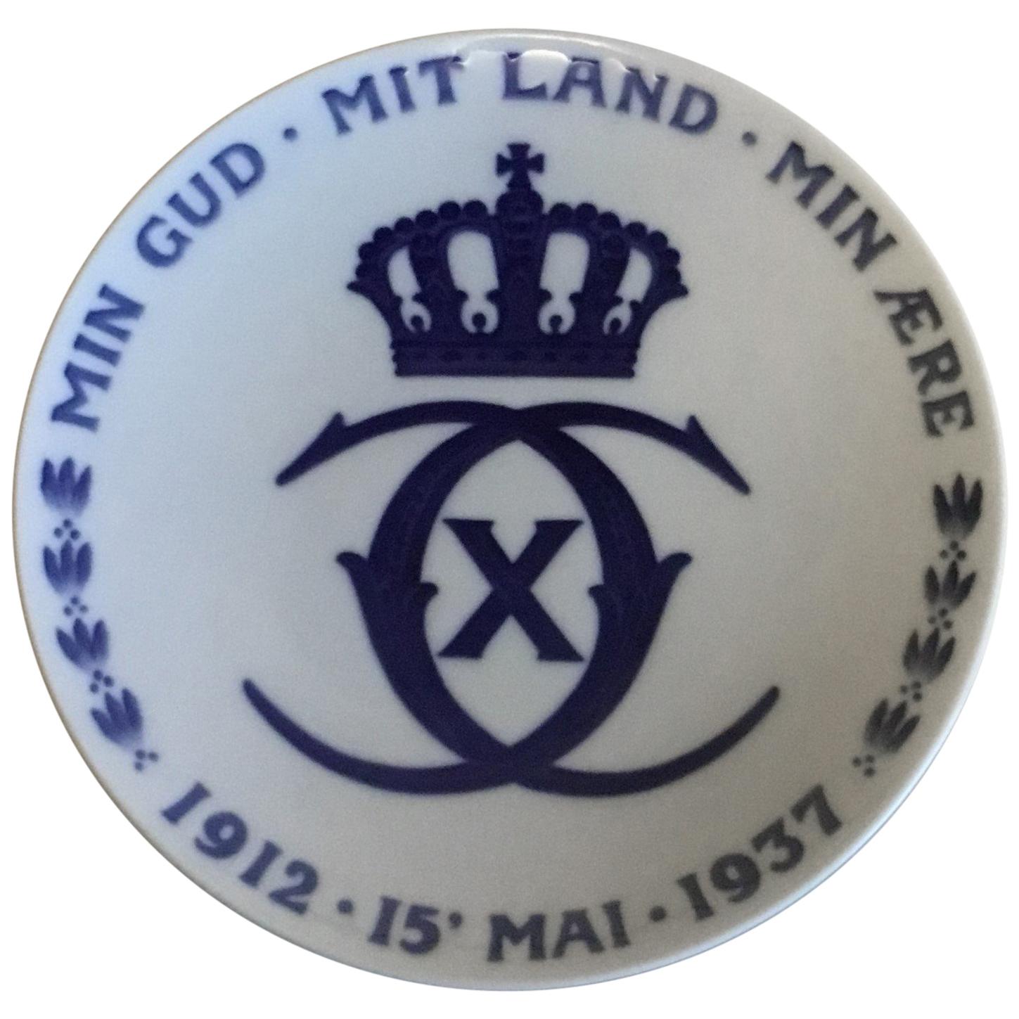 Royal Copenhagen Commemorative Plate from 1937 RC-CM280 For Sale