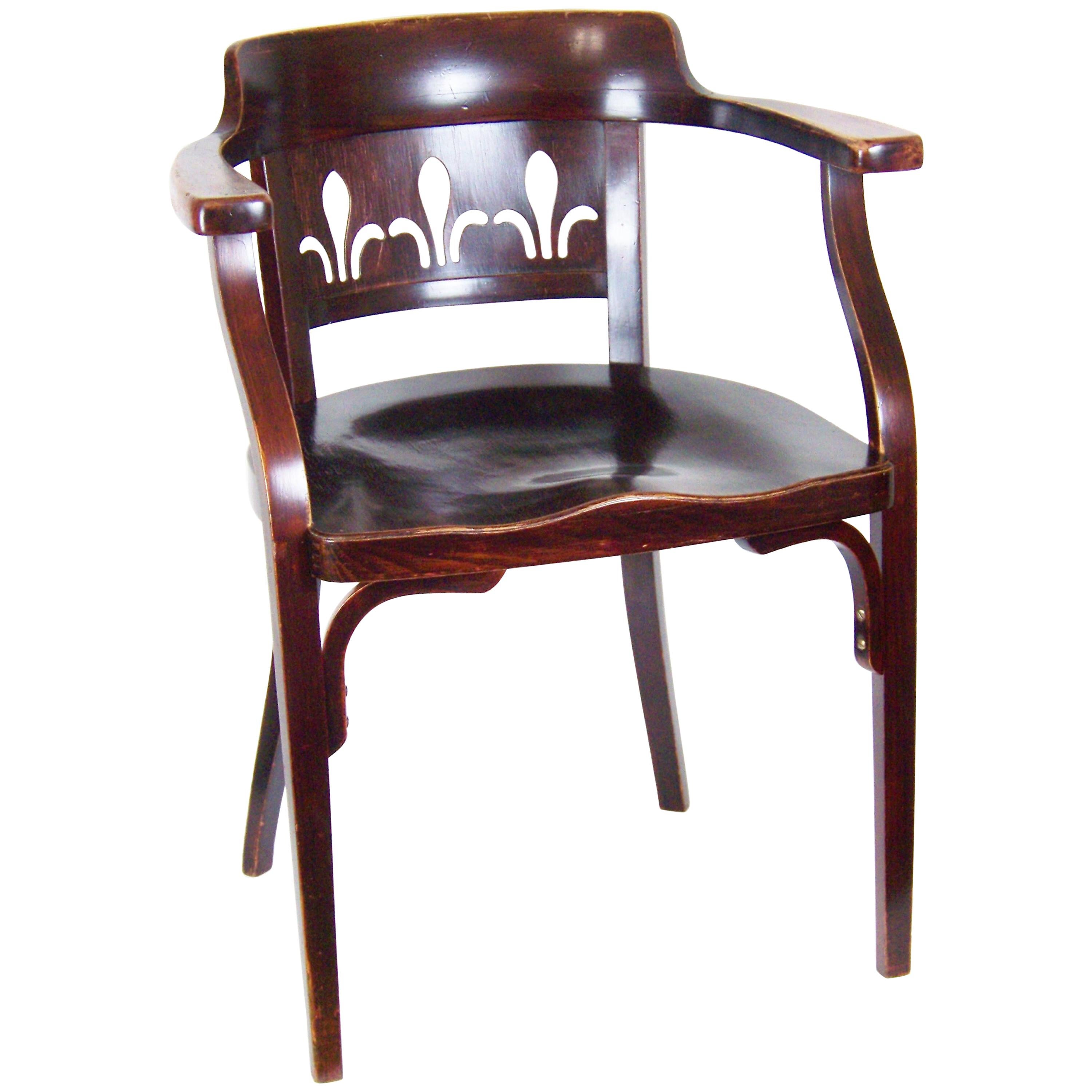 Armchair Fischel Nr.17, circa 1910, Thonet Style