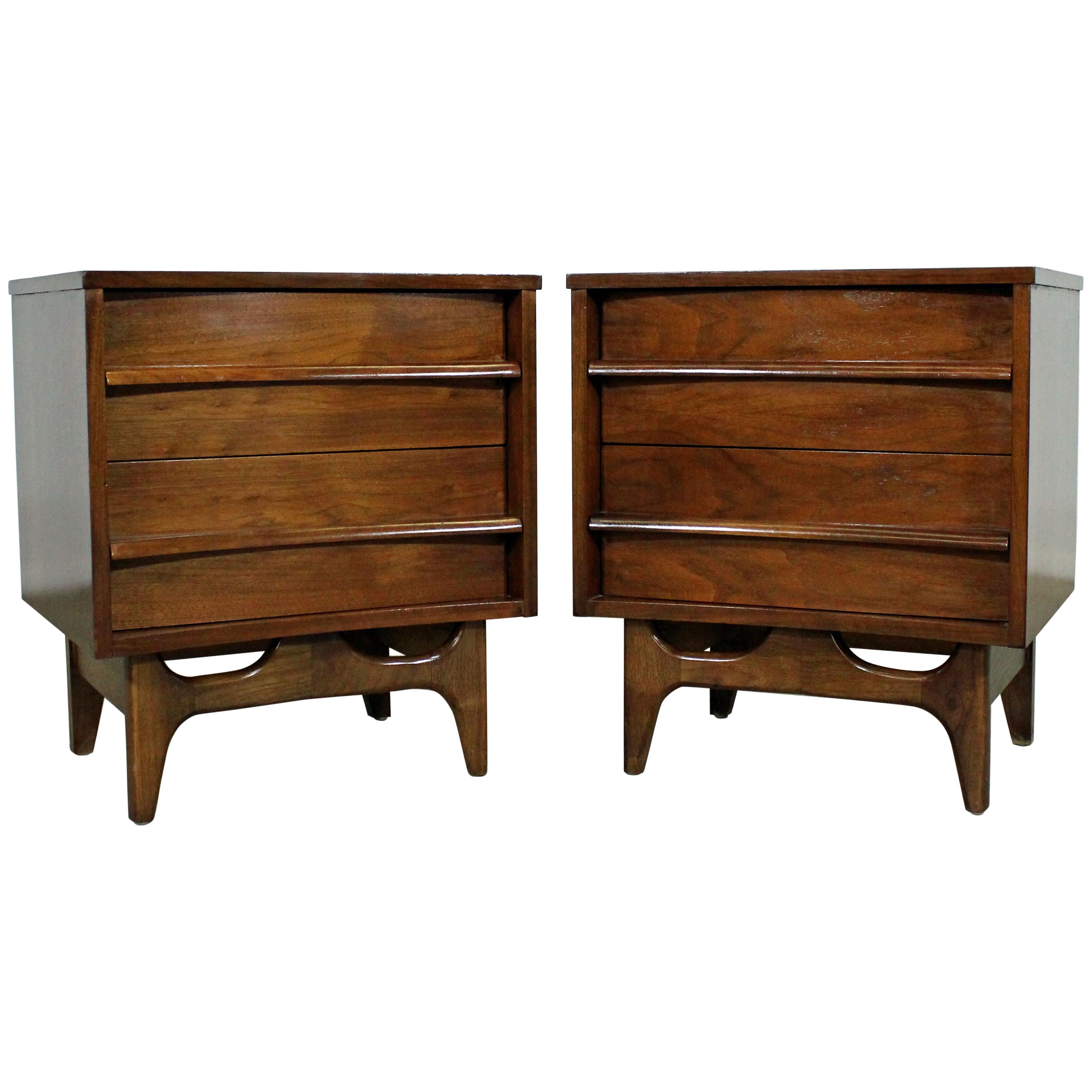 Pair of Mid-Century Modern Sculpted Concave Walnut Nightstands