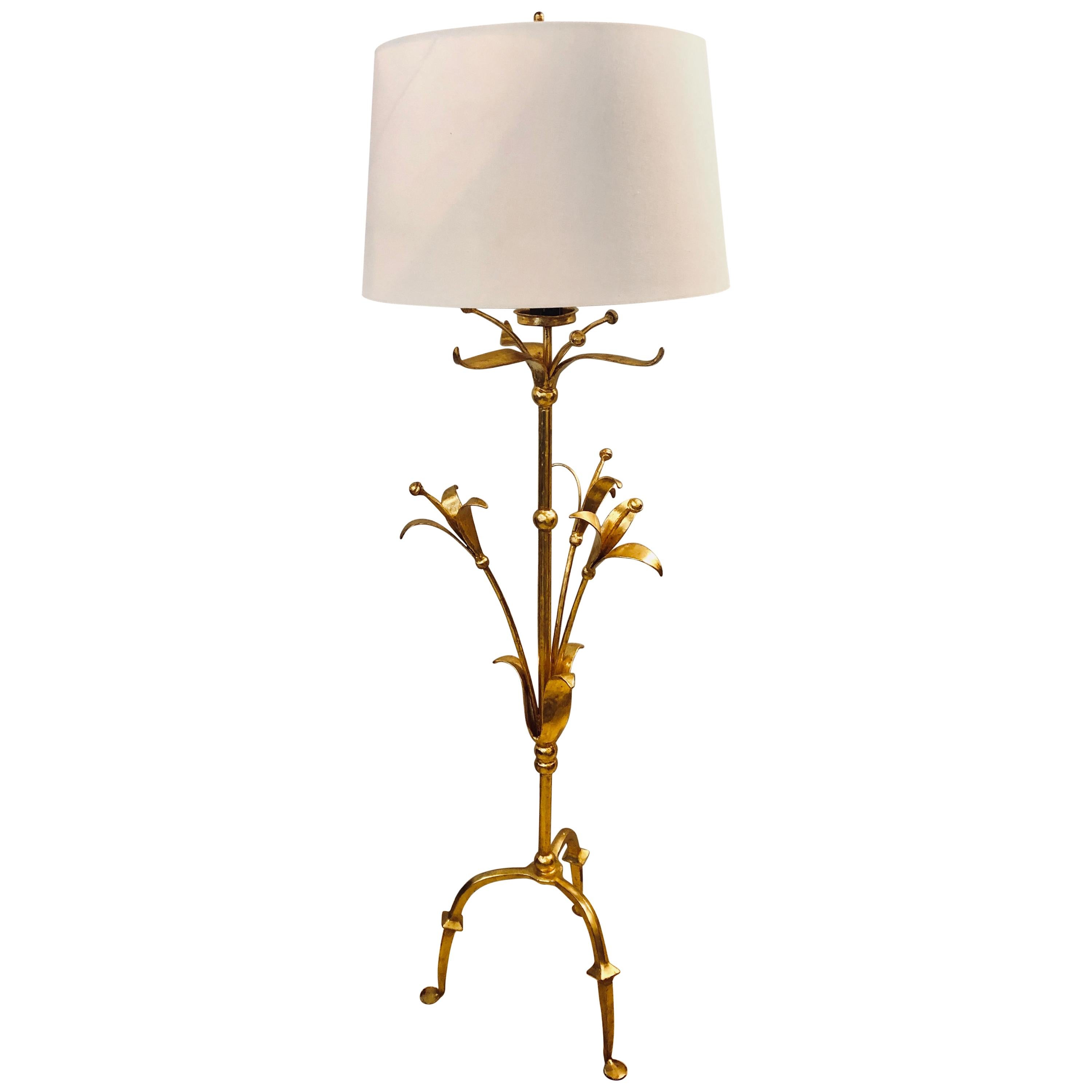 Designer français, Hollywood Regency, lampadaire, bronze, motif de Branch, années 1960 en vente