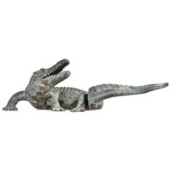 Bronze-Alligator-Brunnen