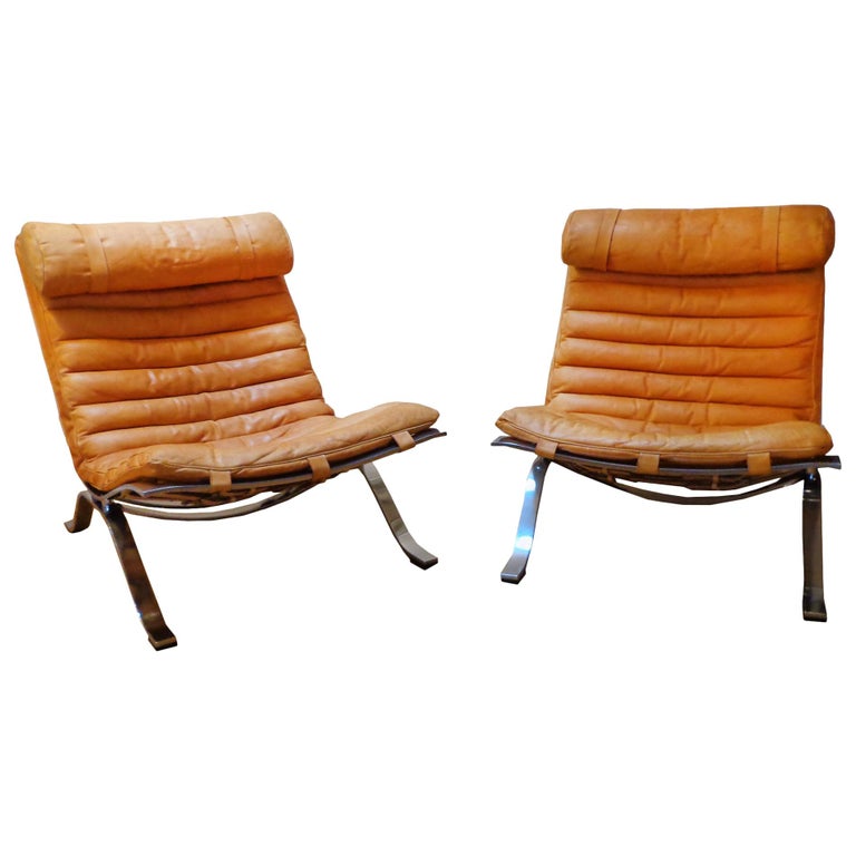 Pair Arne Norell ‘Ari’ Lounge Chair in Natural-Cognac Leather 1960s Scandinavian For Sale