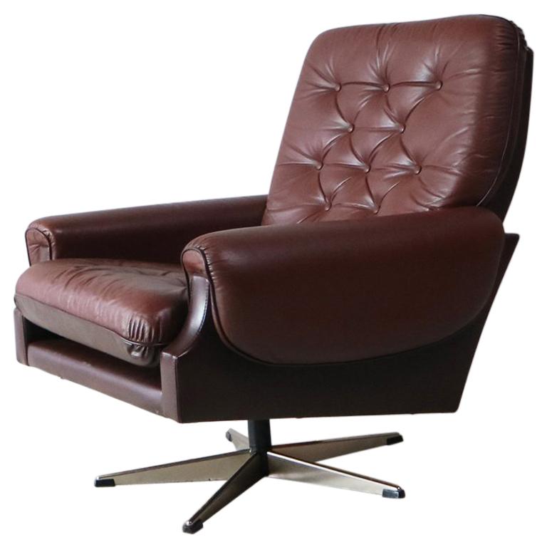 1960s Danish Midcentury Leather Swivel Lounge Chair For Sale