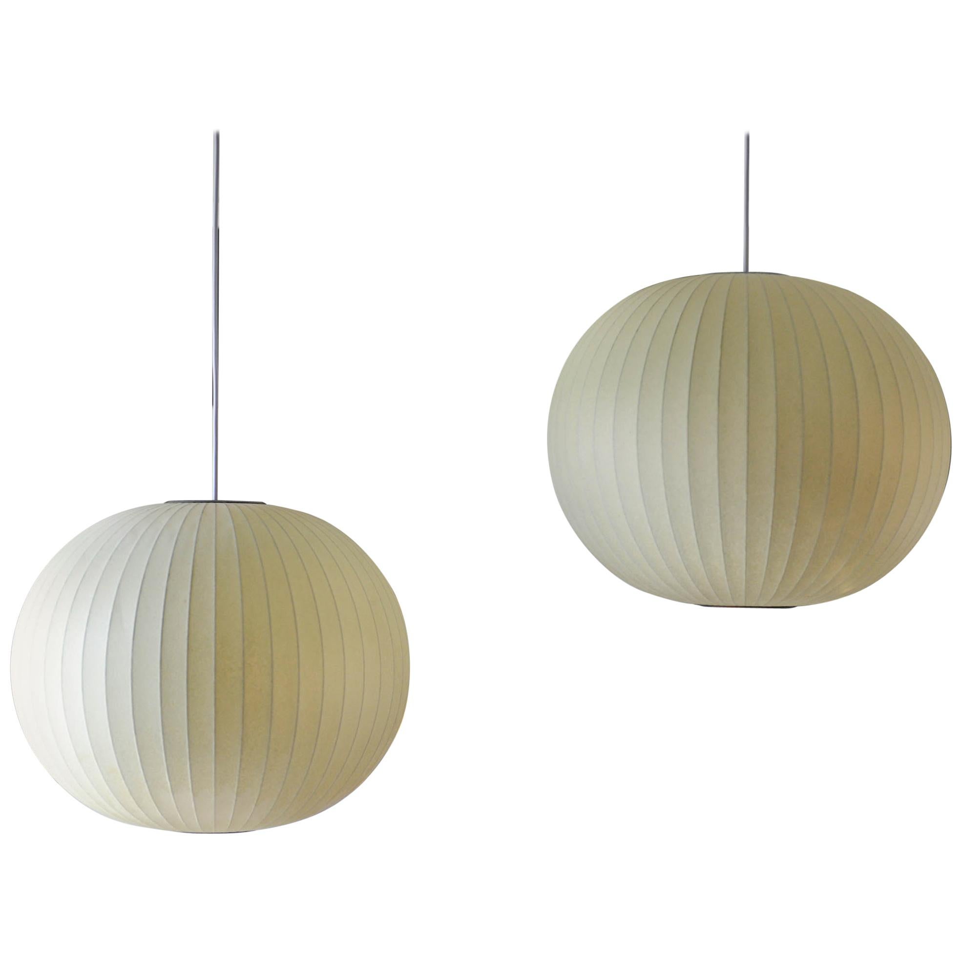 Pair of Vintage George Nelson Round Bubble Pendant Lights, circa 1965