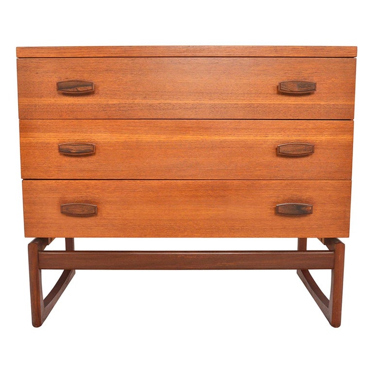 G Plan Quadrille Range ThreeDrawer Gentleman's Chest For Sale at