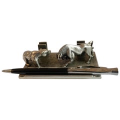 Bear and Bull Pen Business Card Pen Holder