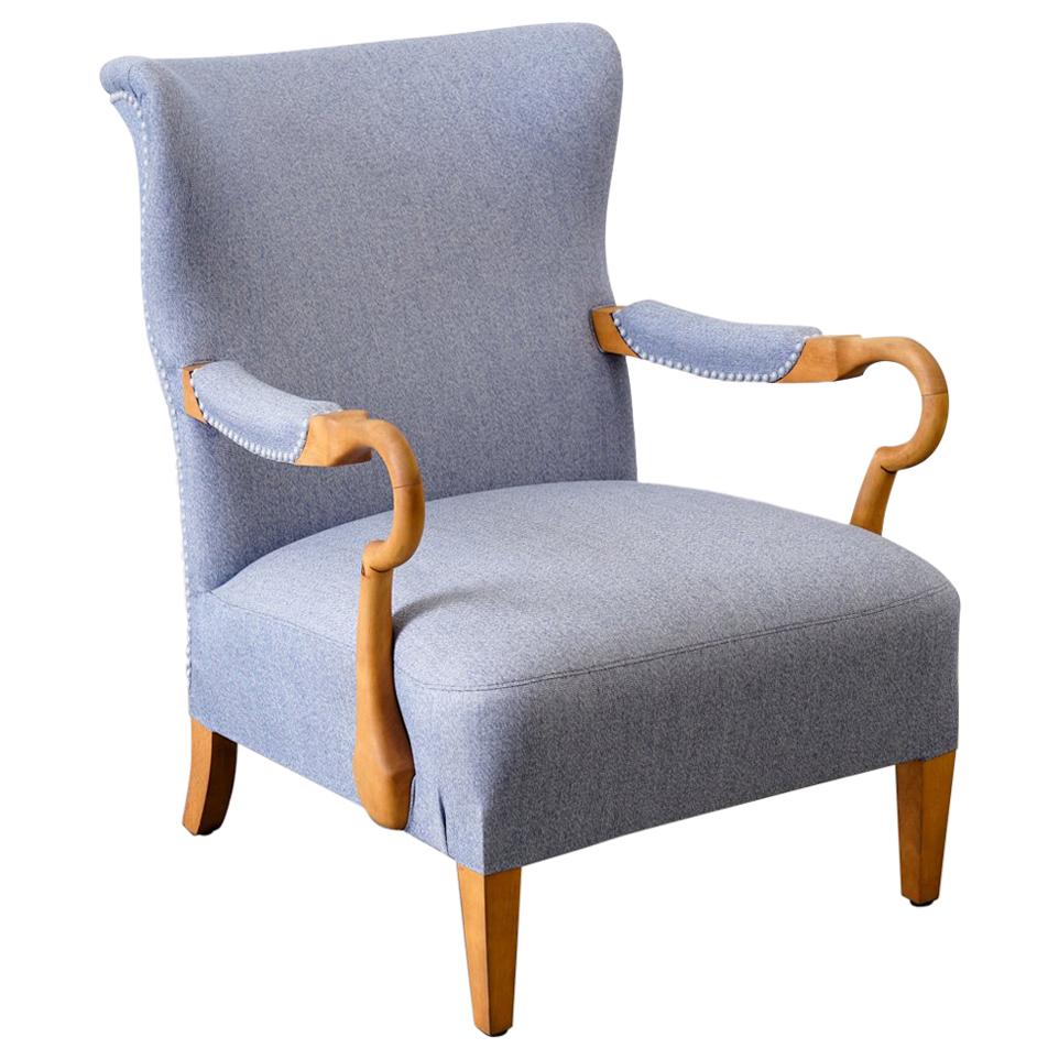 Original Armchair in Neutral Fabric of the 1940s For Sale