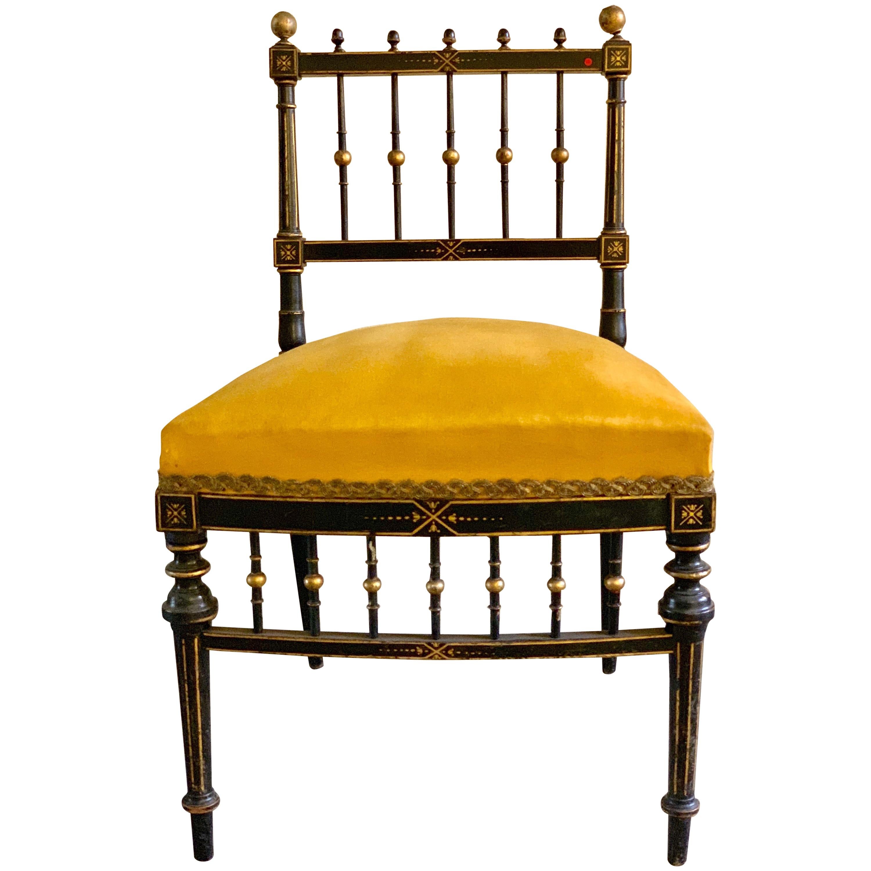 Early 20th Century French Chair with Gilt Detailing