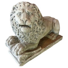 lions français en pierre calcaire sculptée du 19ème siècle