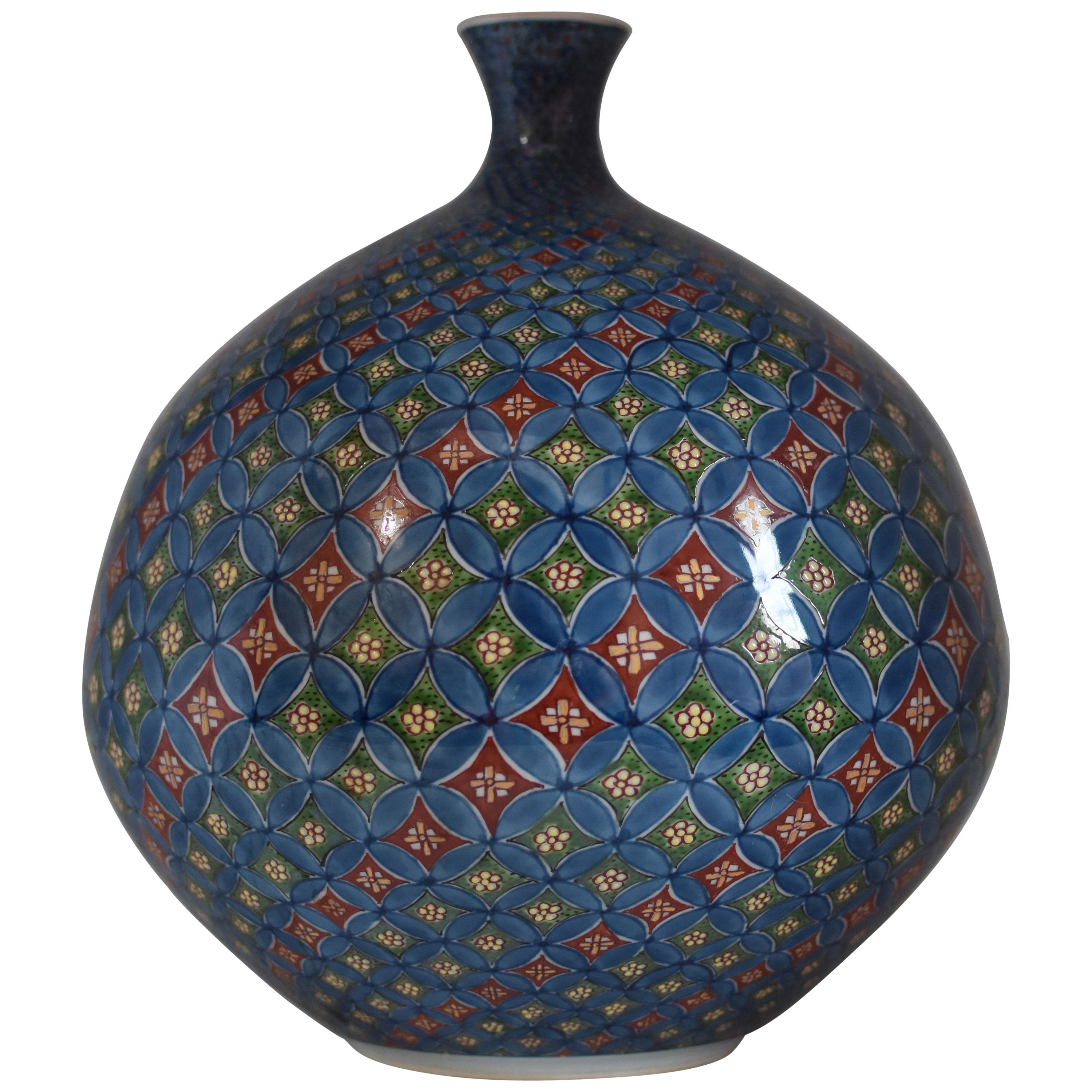 Vase japonais contemporain en porcelaine rouge, bleu et vert par un maître artiste, 4 pièces