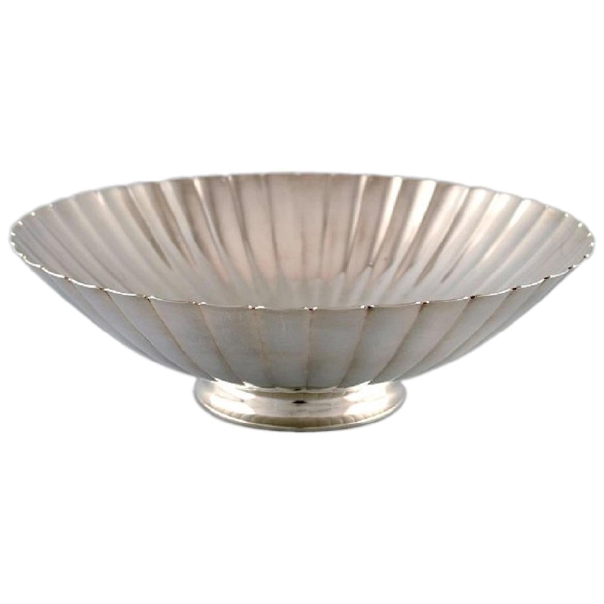 Georg Jensen Large Art Deco Sterling Silver Bowl in Fluted Style