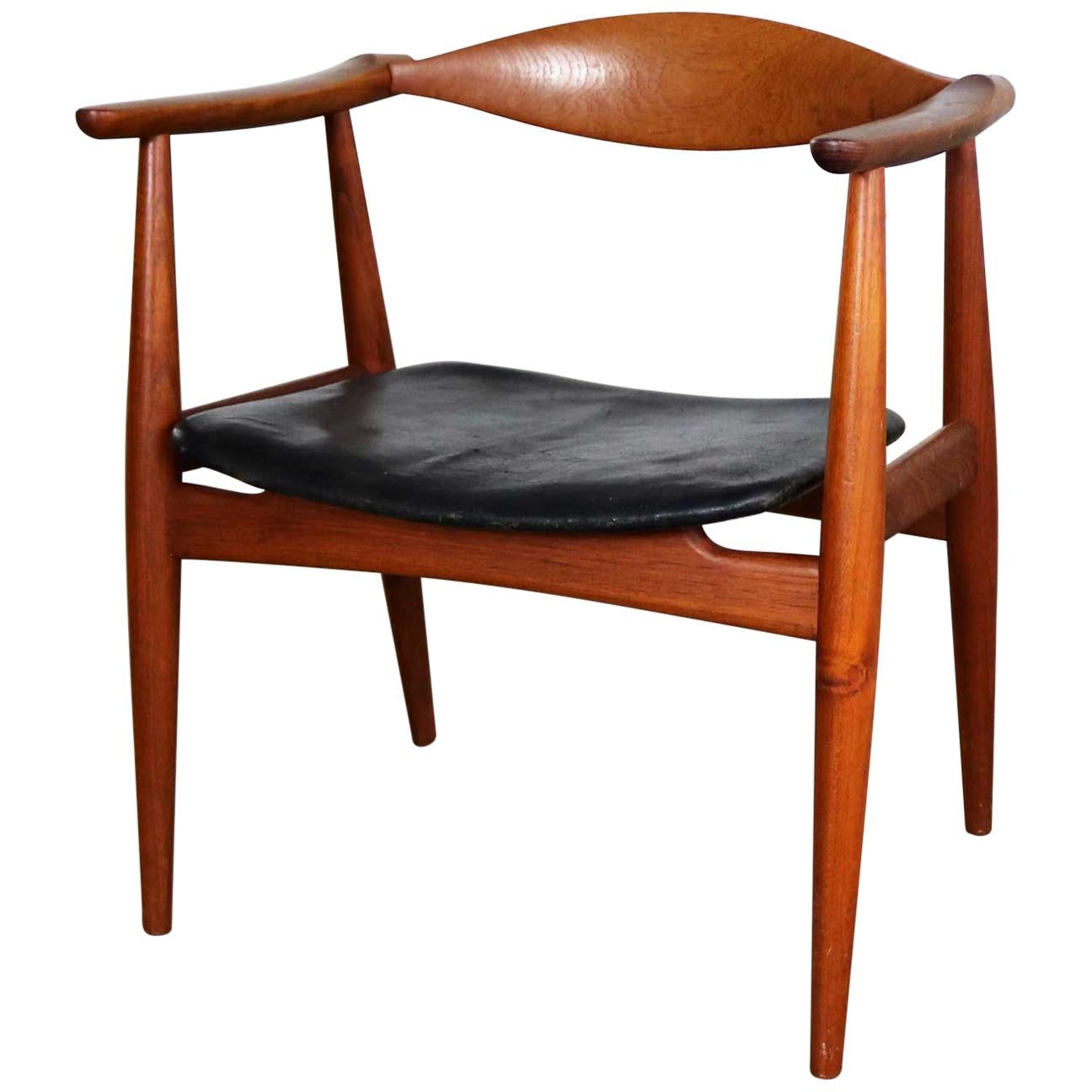 Hans Wegner Teak CH 35 Chair for Carl Hansen & Son Vintage Scandinavian Modern