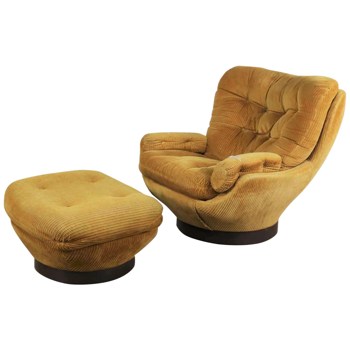 Vintage Modern Selig Swivel Chair and Ottoman Style of Joe Columbo Elda Chair