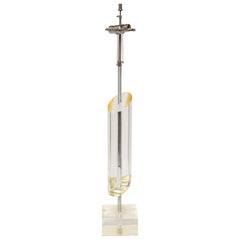 1970s Architectural Geometric Lucite Lamp in Yellow