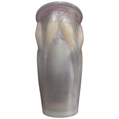 René Lalique Opalescent "Ceylan" Vase
