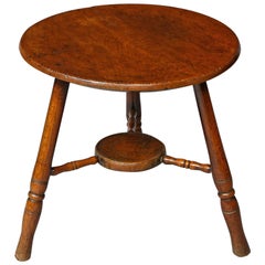 Table de cricket sculpturale à plateau de fromage
