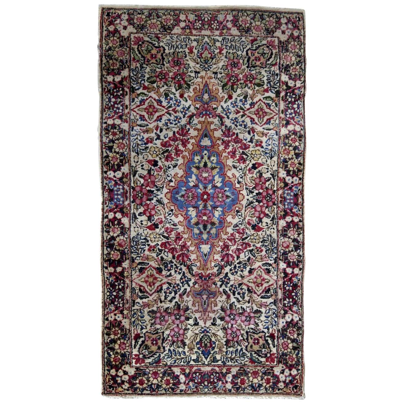 Handmade Antique Kerman Style Rug, 1910s, 1B705 For Sale at 1stDibs