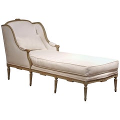 19th Century French Louis XVI Carved and Painted Eight-Leg Chaise with Muslin