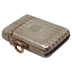 Edwardian Sampson Mordan Solid Silver Vesta Case with Gold Link Chester, 1906