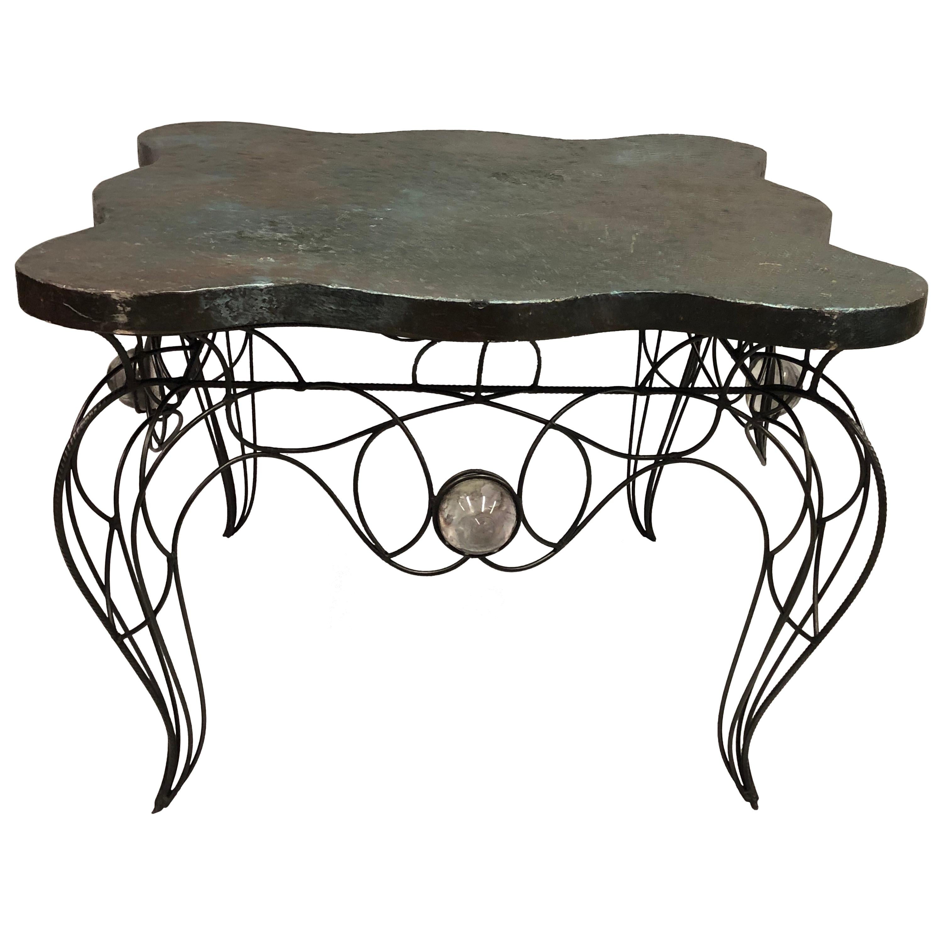 Mesa de centro o de comedor única de hierro forjado a mano y cristal de André Dubreuil, 1986