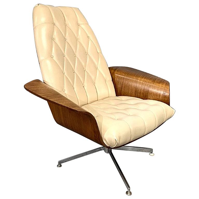 Plycraft Mid-Century Modern Teak "Mr. Chair" Lounge Chair by George Mulhauser