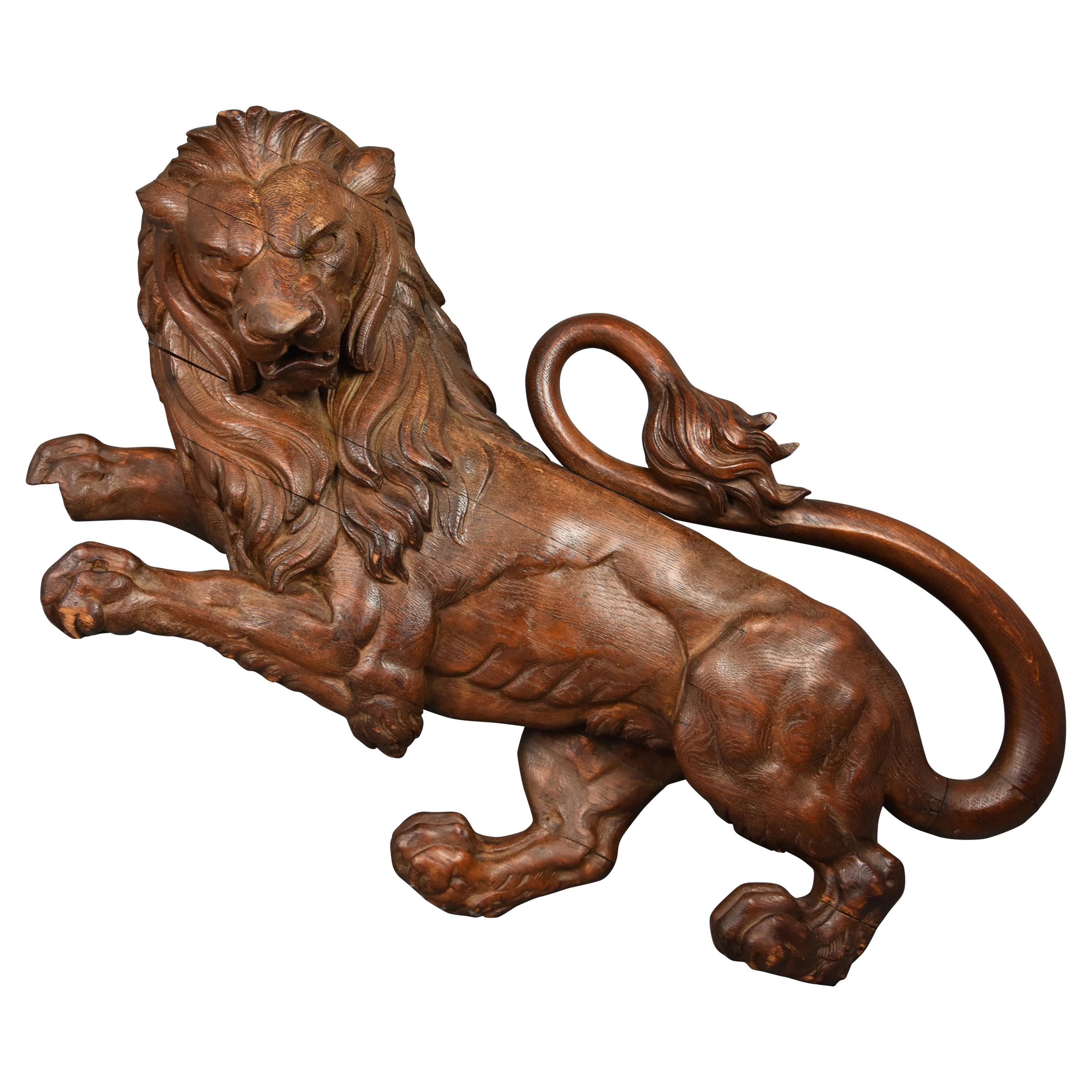 Superb Large Late 19th Century Highly Decorative Carved Oak Rampant Lion For Sale