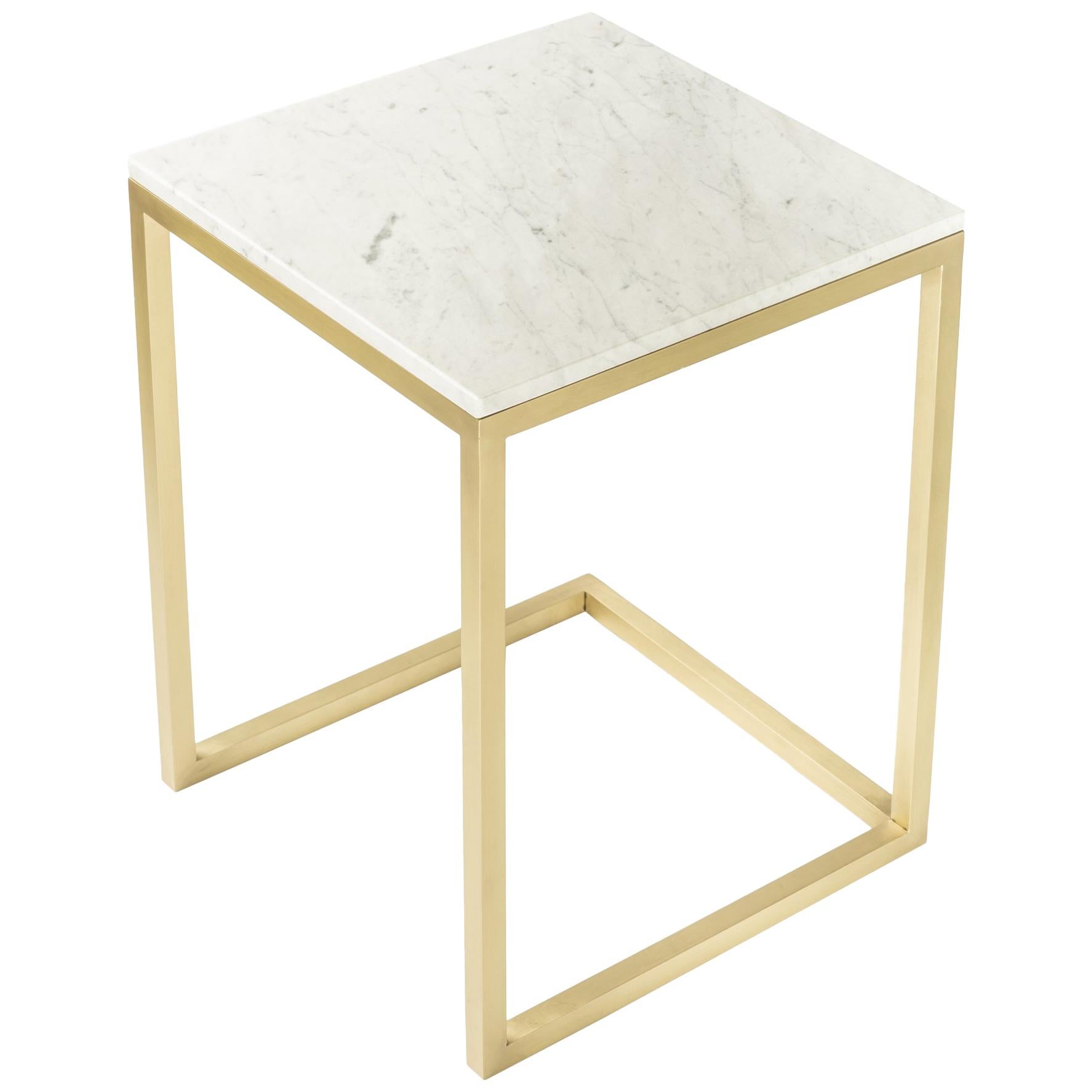 Esopo Modern Handmade Brass Side Table with White Carrara Marble Square Top im Angebot